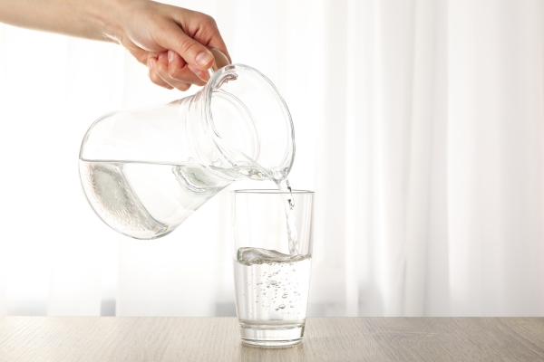 pouring-water-glass-cup